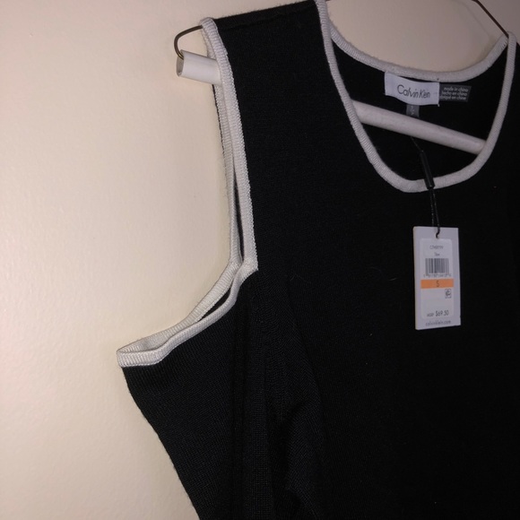 Black Calvin Klein Sweater - Picture 2 of 5